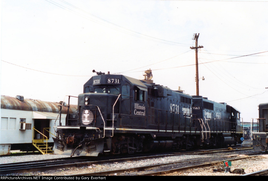 IC GP11 #8731 - Illinois Central